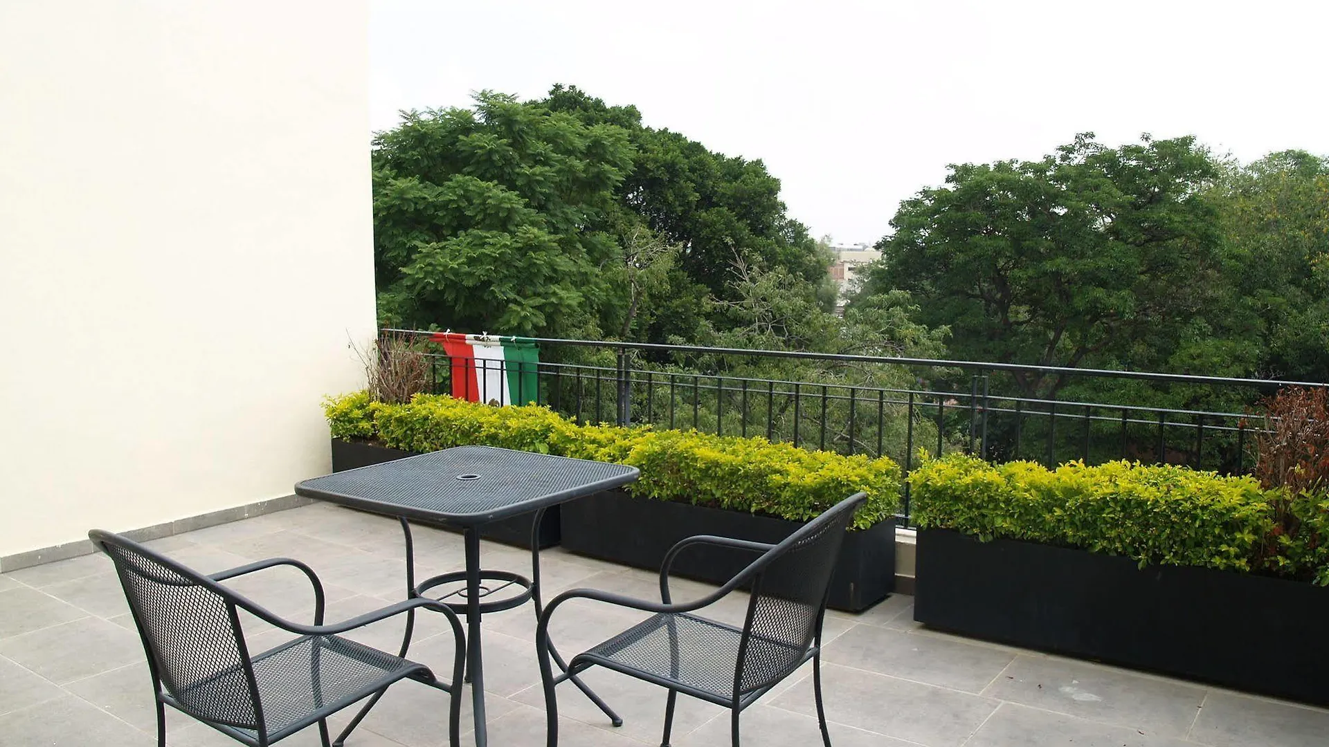 Six Hotel Guadalajara Expiatorio Мексика